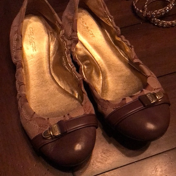 Coach “Delphine” Ballet Flats - Picture 2 of 10